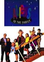 Watch Aliens in the Family Myflixer
